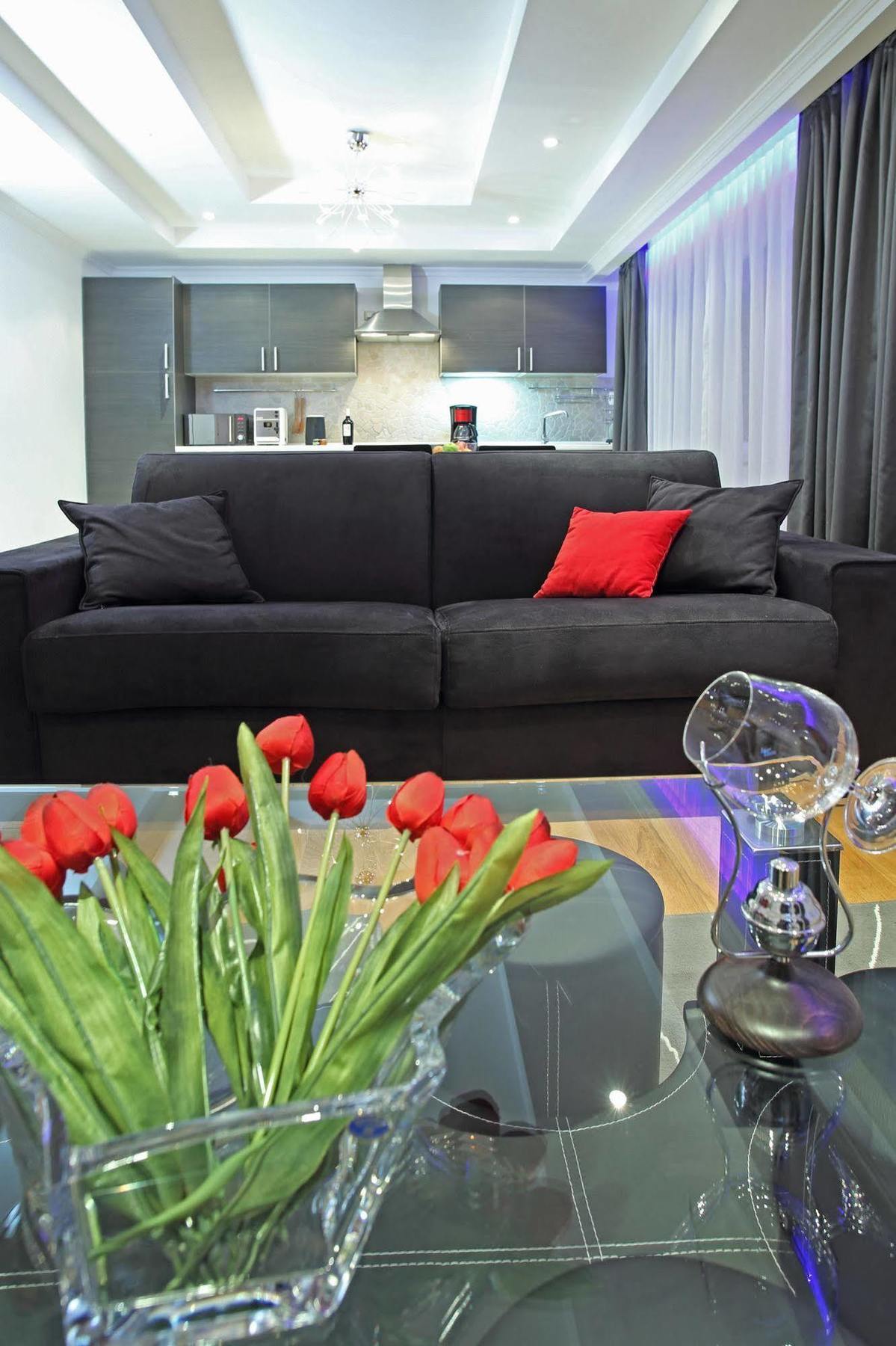 The Queen Luxury Apartments - Villa Giada Lüksemburg Dış mekan fotoğraf